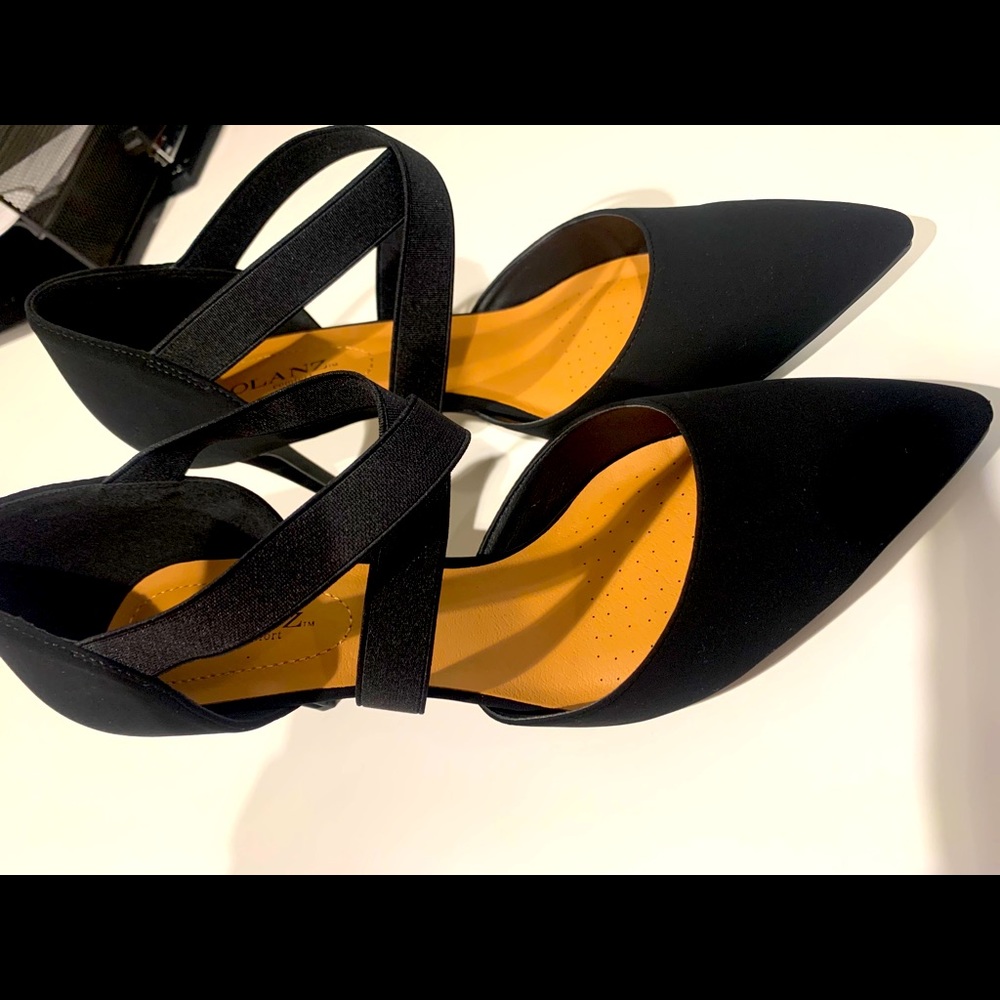 Sz 12 Women’s Black Heels
